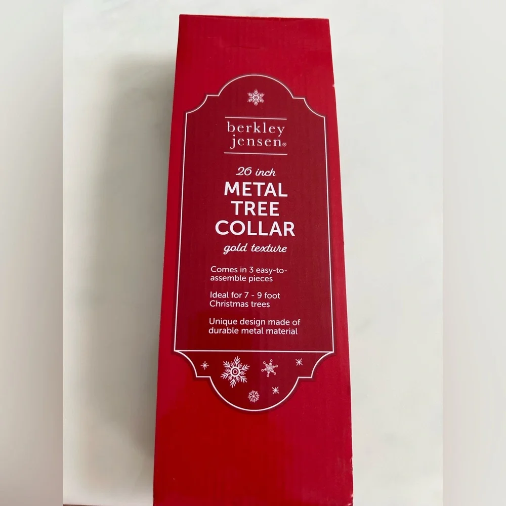 🎄🎄Berkley Jensen Metal Tree Collar - Gold🎄🎄
